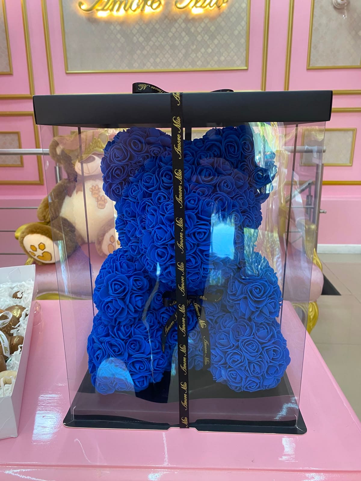 Oso de rosas azules